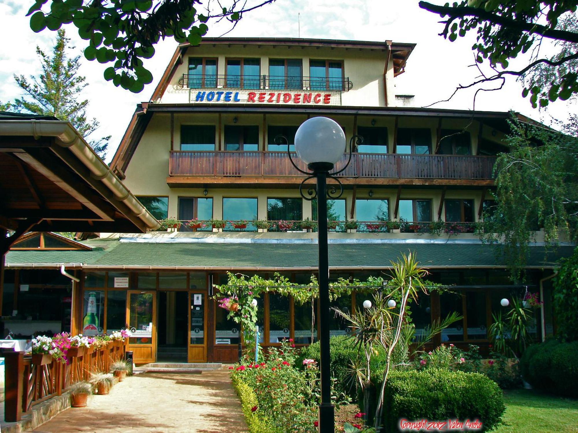 Family Hotel Residence Dobriç Dış mekan fotoğraf